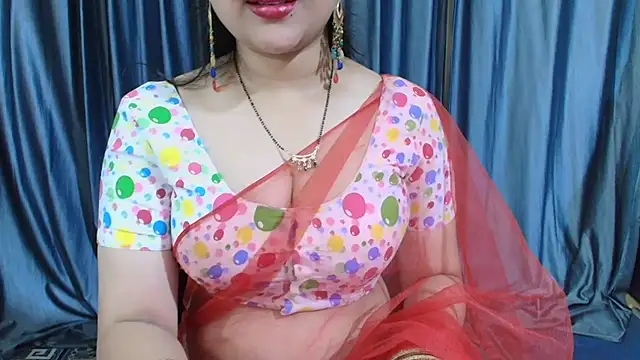 goldiwets - Goldiwets's free webcam - UK Sex Cams