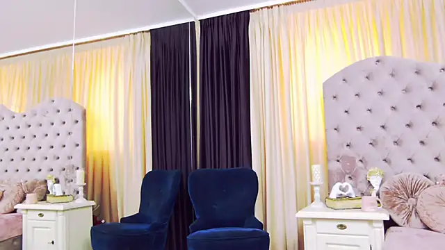 penelopelynnx - PenelopeLynnx's free webcam - UK Sex Cams