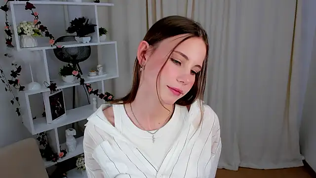 devoracantley - DevoraCantley's free webcam