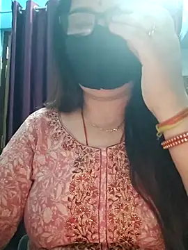 aishwaryaa_69 - Aishwaryaa_69's free webcam - UK Sex Cams