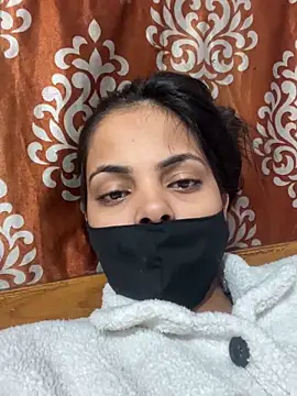 Sandhya_77 Live Webcam on Stripchat