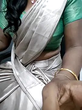 Tamilmallu-duskygirl03