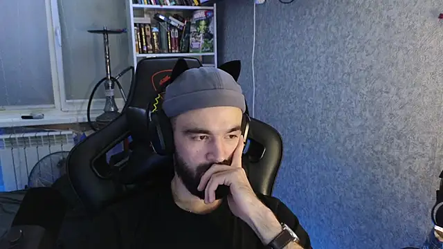 nik_namee - Nik_Namee's free webcam - UK Sex Cams