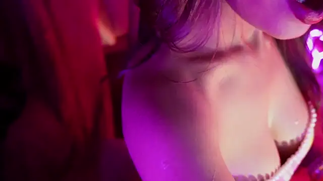 littledevil4511 (F milf) - sexy  boobs heart