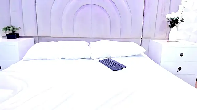 rebeca_brown_ live cam screenshot tranny from Colombia on SexOnline.top – Live Cams, Videos, GIFs & Chat