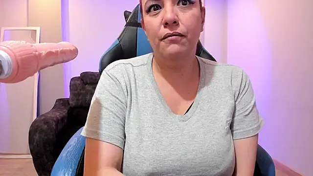 sammy_owens_ - Sammy_owens_'s free webcam - UK Sex Cams