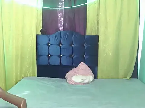 andrea04_hot - Andrea04_hot's free webcam - UK Sex Cams