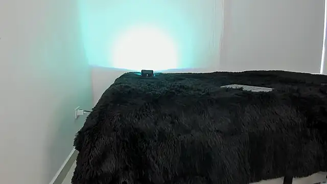 laurensmith9 - Laurensmith9's free webcam - UK Sex Cams