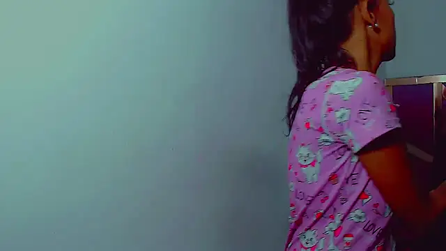 monserrath_bitch_naughty - Monserrath_bitch_naughty's free webcam - UK Sex Cams