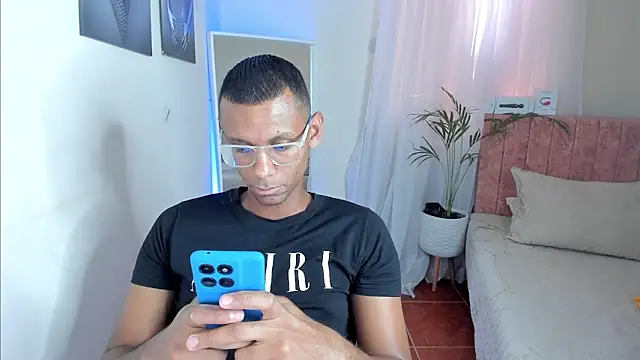 kingedward_ - KingEdward_'s free webcam - UK Sex Cams