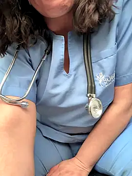 NATHALIA-28_ Live Webcam on Stripchat