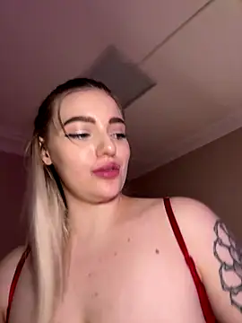 HugeBoobsAlice Live Webcam on {site_name}