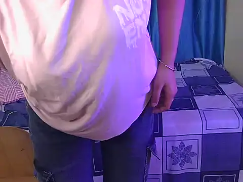 priya-kumari22 (F young) - Boobs oil massage 🤤🤤