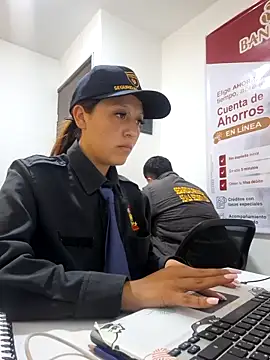 Emily-7_ Live Webcam on Stripchat