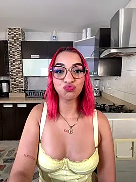 theladymonserrateshow - Theladymonserrateshow's free webcam - UK Sex Cams