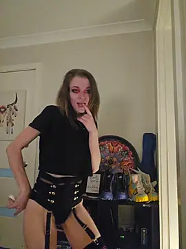 lonely_Cosplay_chick