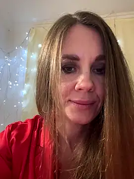 luciemack - LucieMack's free webcam - UK Sex Cams