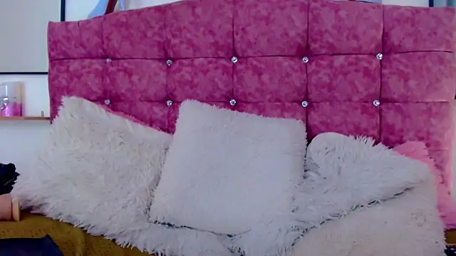 angeliss - ANGELISS's free webcam - UK Sex Cams