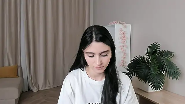 monachim - MonaChim's free webcam - UK Sex Cams