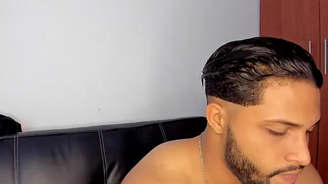 pier_simons - Pier_Simons's free webcam - UK Sex Cams