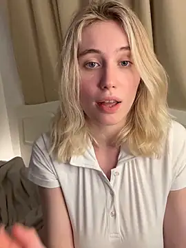 HoneyRay Live Webcam on {site_name}