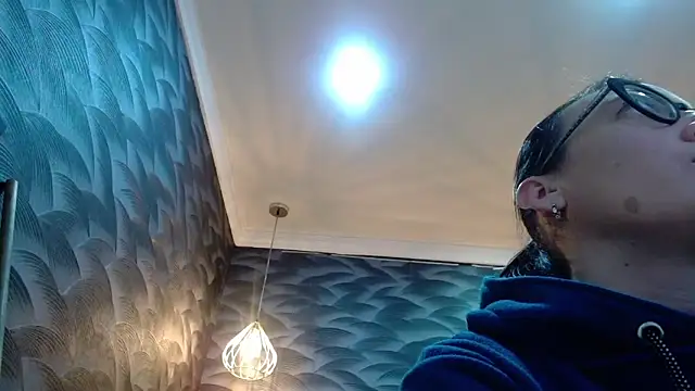 AvaNahomix live cam screenshot female from Colombia on CamSexing – Live Sex Chat & Webcam Shows