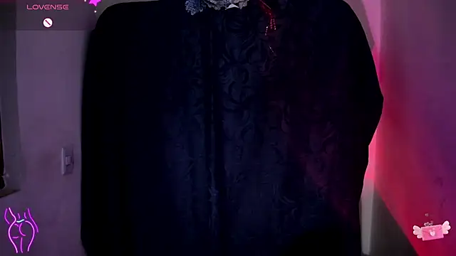 Viioleett_cum webcam stripchat model stream image