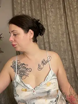 Lola_Hale Live Webcam on Stripchat