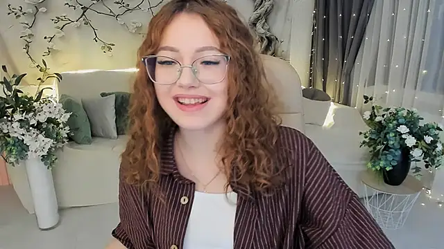 sereneflame - SereneFlame's free webcam - UK Sex Cams