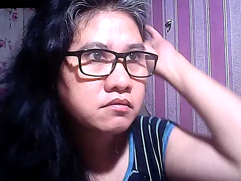 sweetsosie18 - Sweetsosie18's free webcam - UK Sex Cams