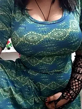 husa_Malikaa Live Webcam on Stripchat