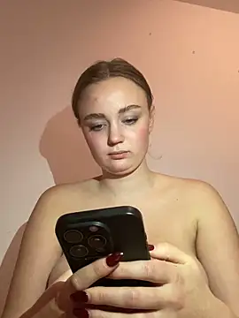 CherryEmmy Live Webcam on Stripchat