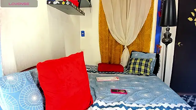 saramisha - SARAMISHA's free webcam - UK Sex Cams