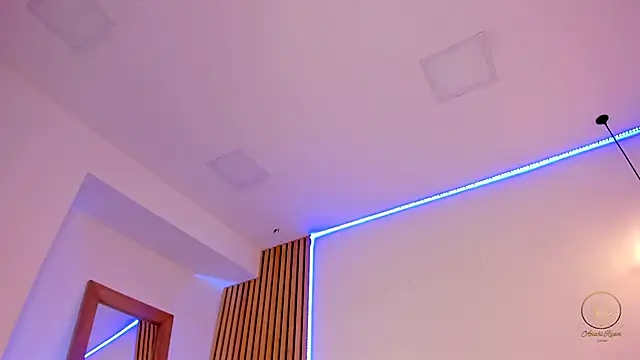 Live sex cam of anahi_ryan_