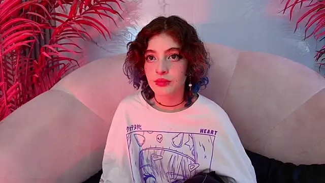 evahalsey - EvaHalsey's free webcam