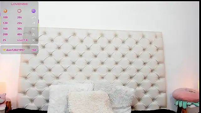 esmeralda06 - Esmeralda06's free webcam - UK Sex Cams