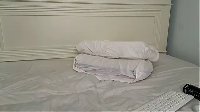 kudi_minnt - Kudi_Minnt's free webcam - UK Sex Cams