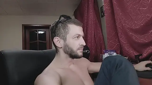 333Alone_in_theDark777