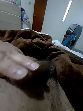 ShadowMan_69 live cam screenshot male on Gratis Show – Free Live Cams