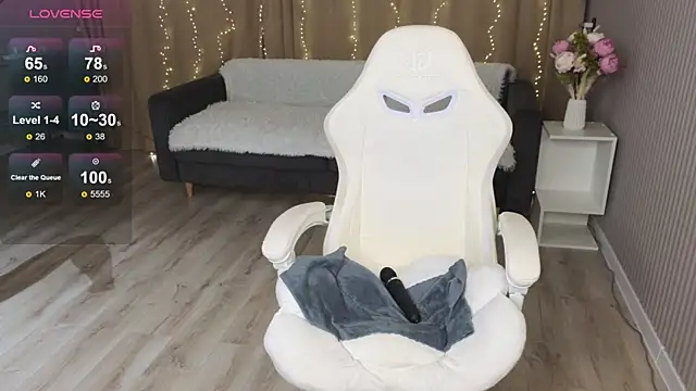 sofia__home (F teen) - Flash pussy