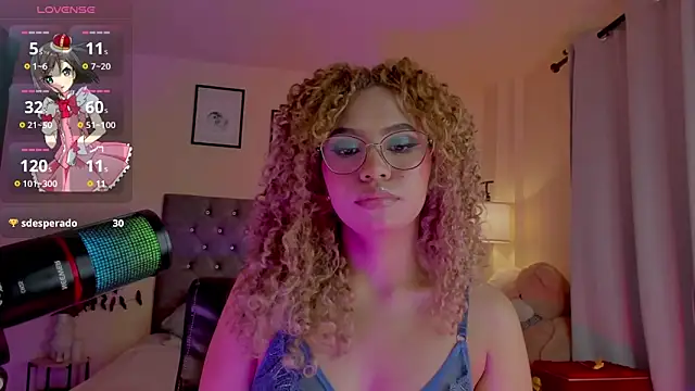 OxanaFedorova1- webcam stripchat model stream image