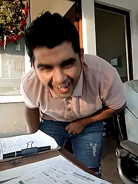 Yerackhip live cam screenshot male on Gratis Show – Free Live Cams