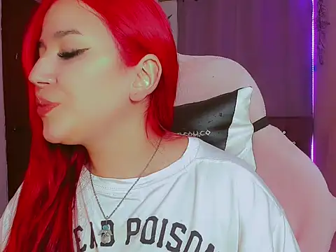 madisonx17 webcam stripchat model stream image