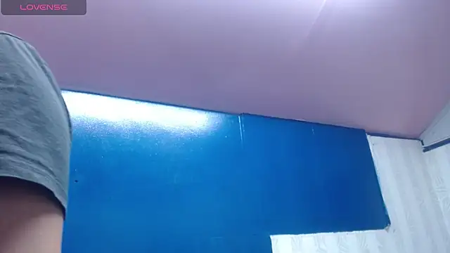 lucy23__ - Lucy23__'s free webcam - UK Sex Cams