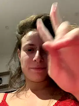 goldenpussy1329 - GoldenPussy1329's free webcam - UK Sex Cams