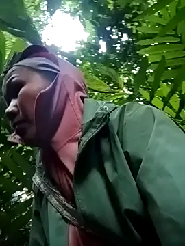 tintin321 - TinTin321's free webcam