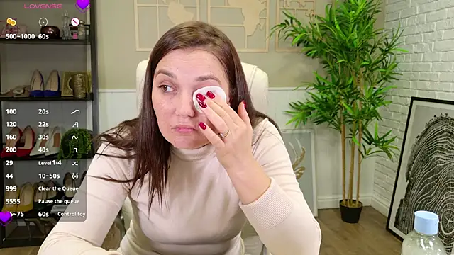 selinesole - SelineSole's free webcam