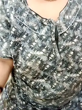 tamil_aishu09 - Tamil_aishu09's free webcam - UK Sex Cams