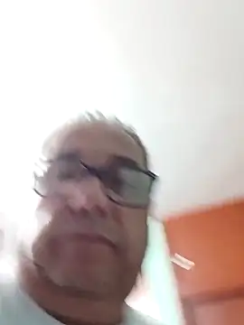 matthew_mranda - MATTHEW_MRANDA's free webcam - UK Sex Cams