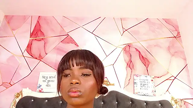 lindabird - LindaBird's free webcam - UK Sex Cams